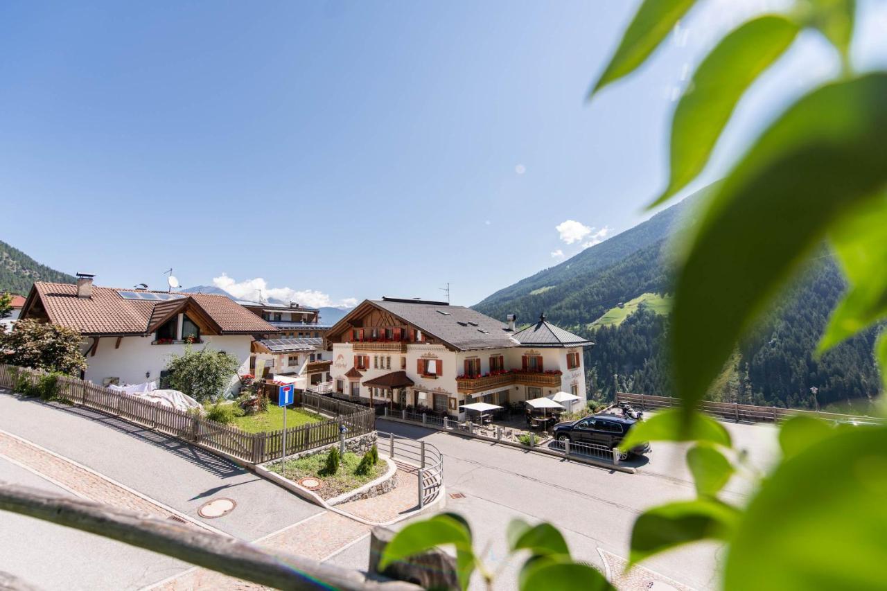 Hotel Stilfserhof Exterior photo